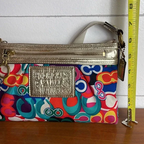 Coach Poppy Crossbody Bag - Picture 4 of 7